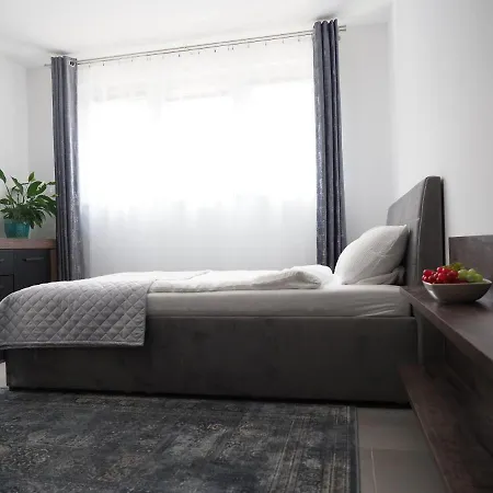 Adobe - Przytulny I Free Parking Apartment *